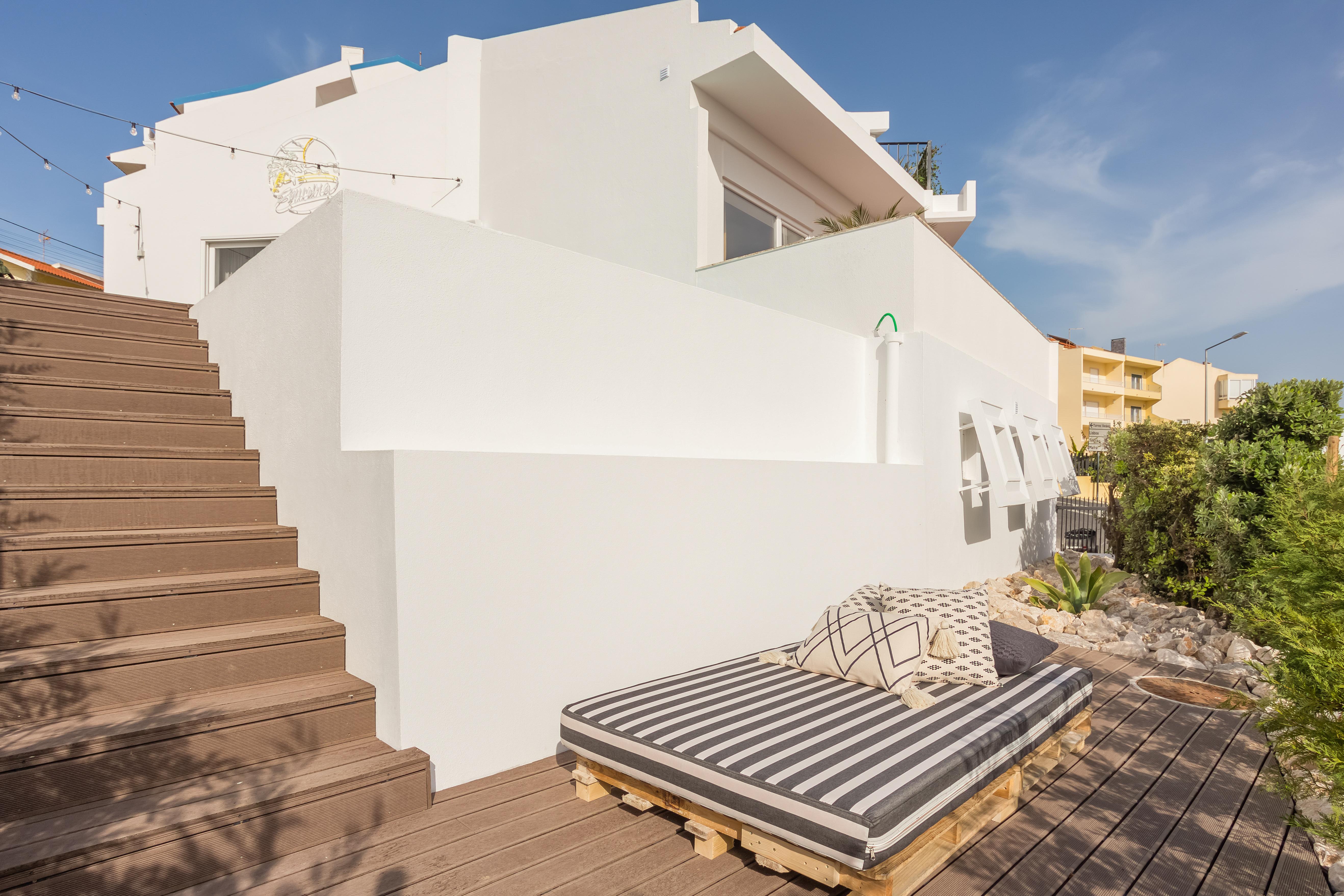 Selina Boavista Ericeira Hostel Exterior photo