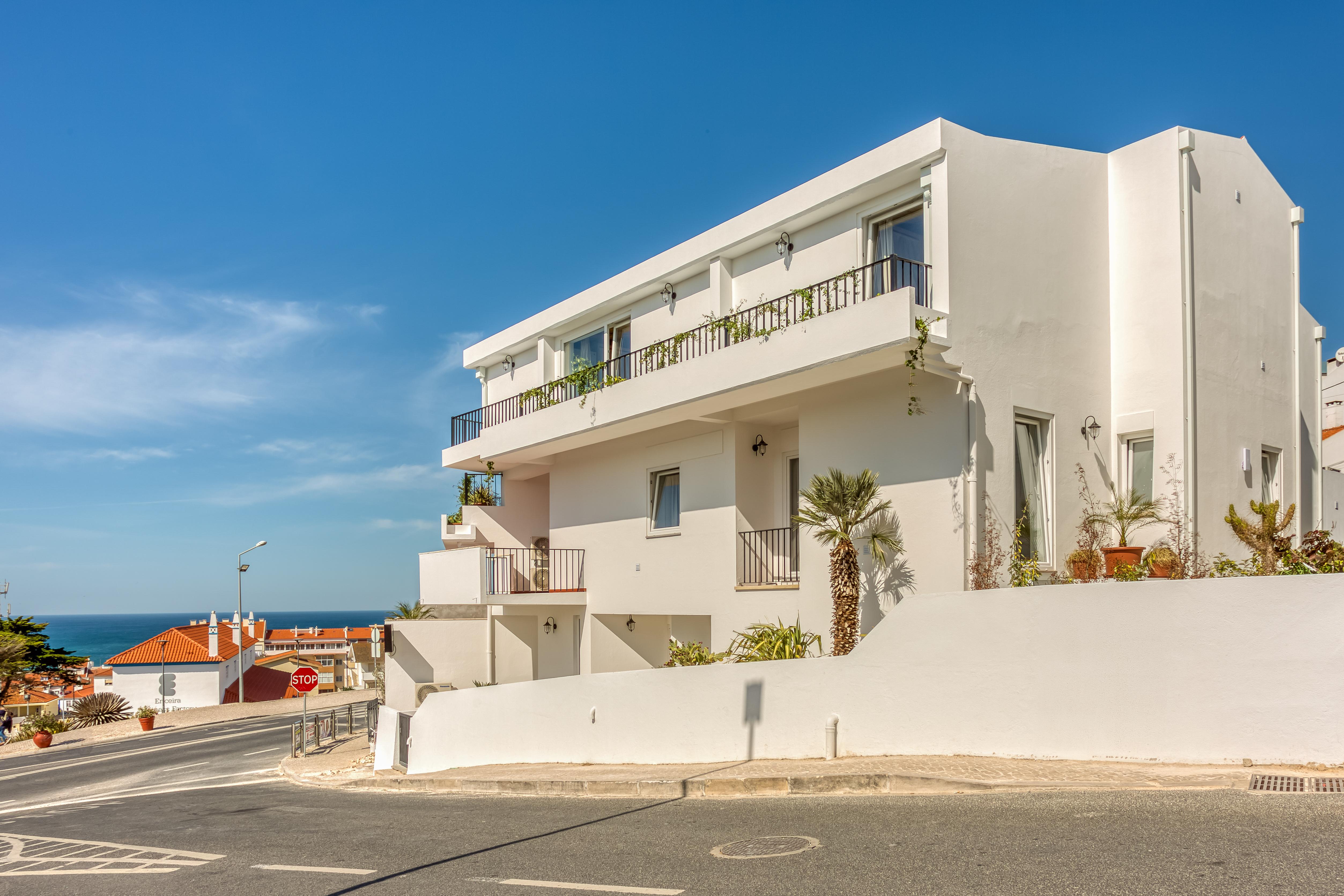 Selina Boavista Ericeira Hostel Exterior photo
